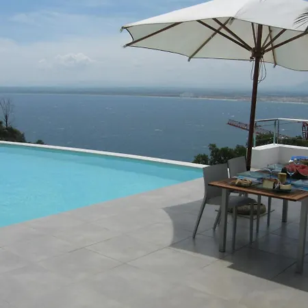 Lou - Casa Individual Con Piscina - Barneda Premium Villas Roses